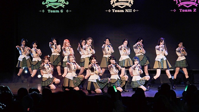SNH48舞台照1.JPG